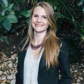 Photo of Thea Knowles